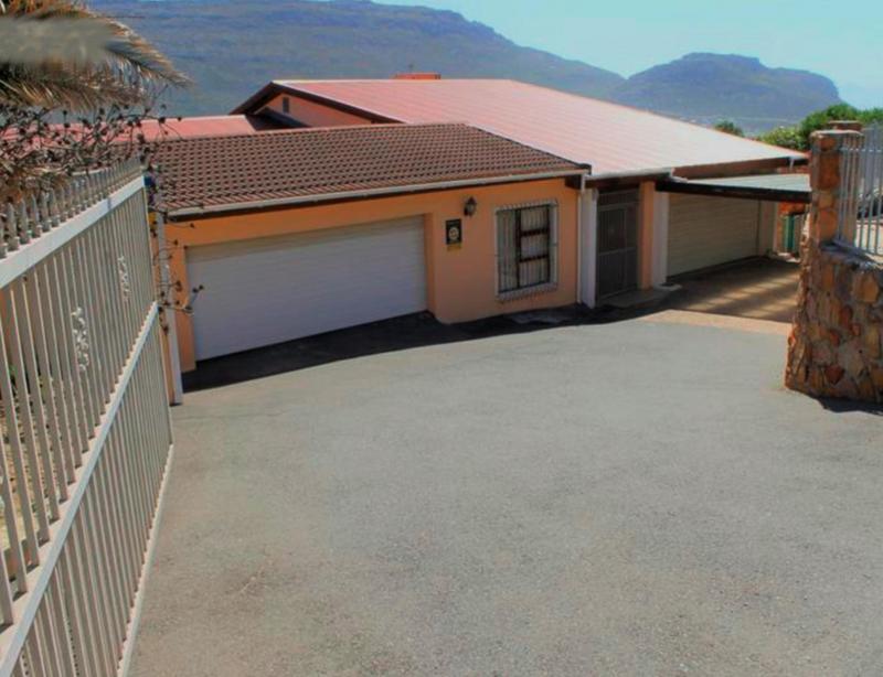 10 Bedroom Property for Sale in Fish Hoek Western Cape